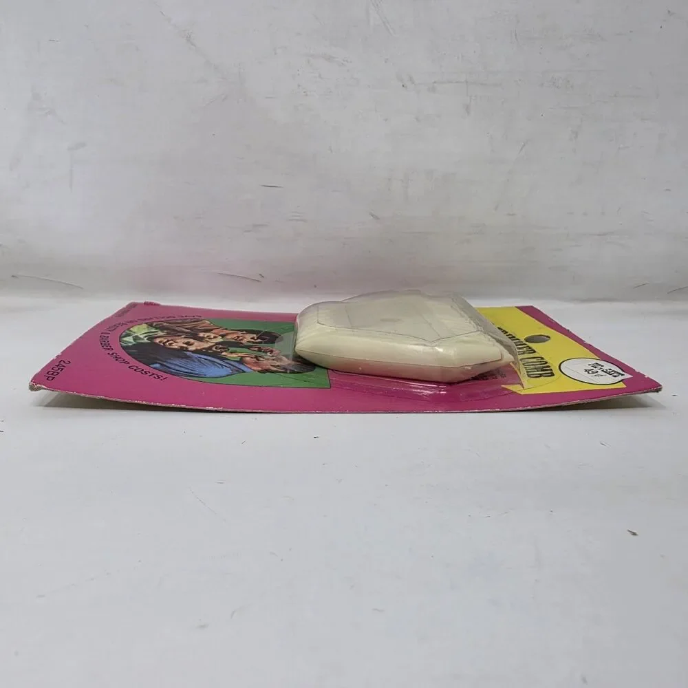 Vintage 70s Handheld Hair Trimmer Comb Cutter NEW NOS 245BP Made In Hong Kong